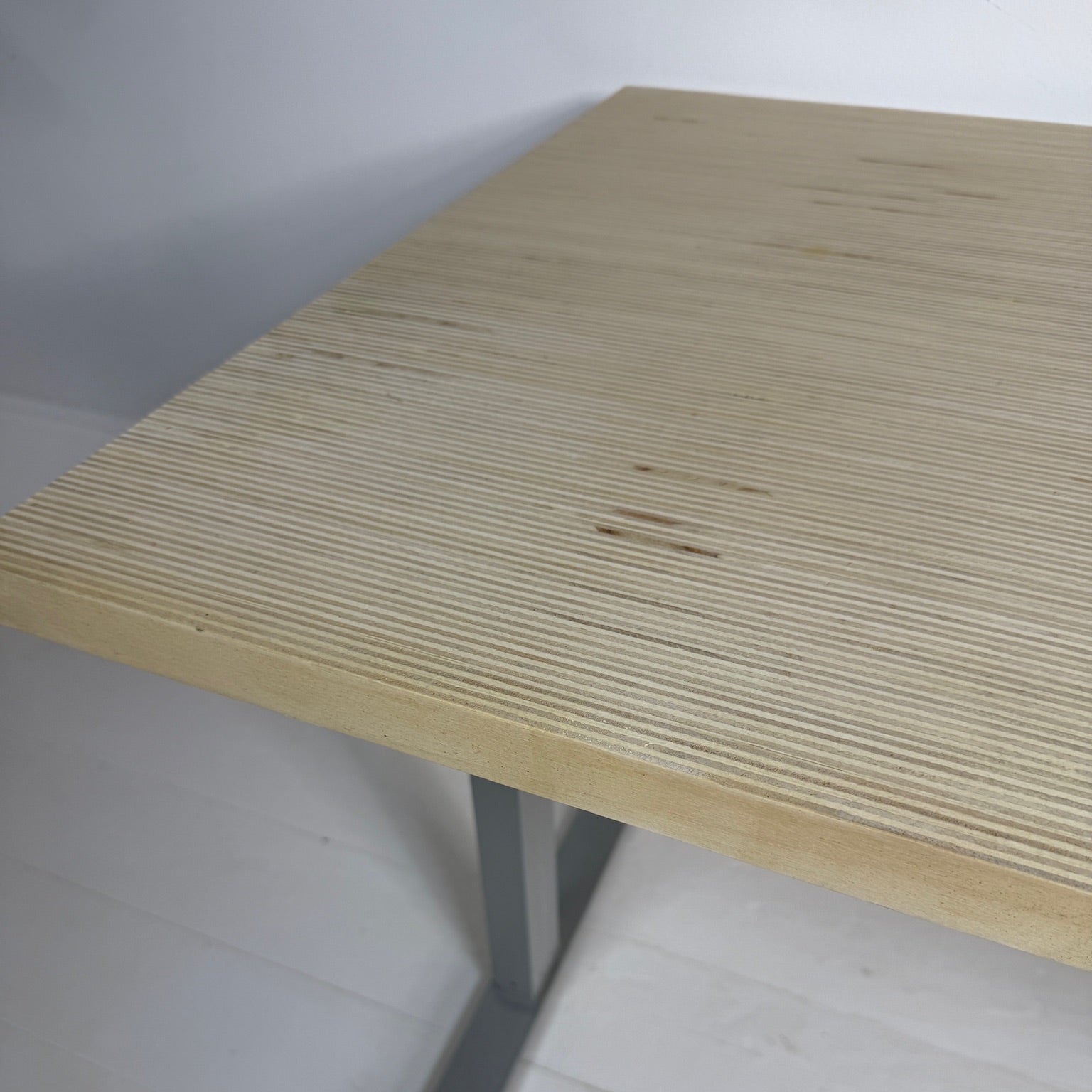 Sit–Stand Desk with Made to Measure Edge-Grain Plywood Top
