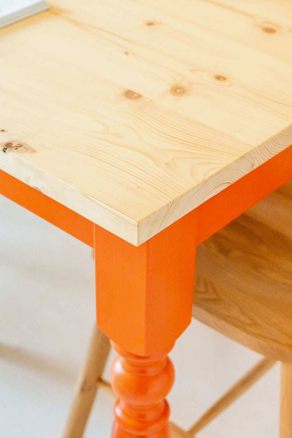 Bespoke Bude Solid Pine Farmhouse Table with Painted Turned Legs