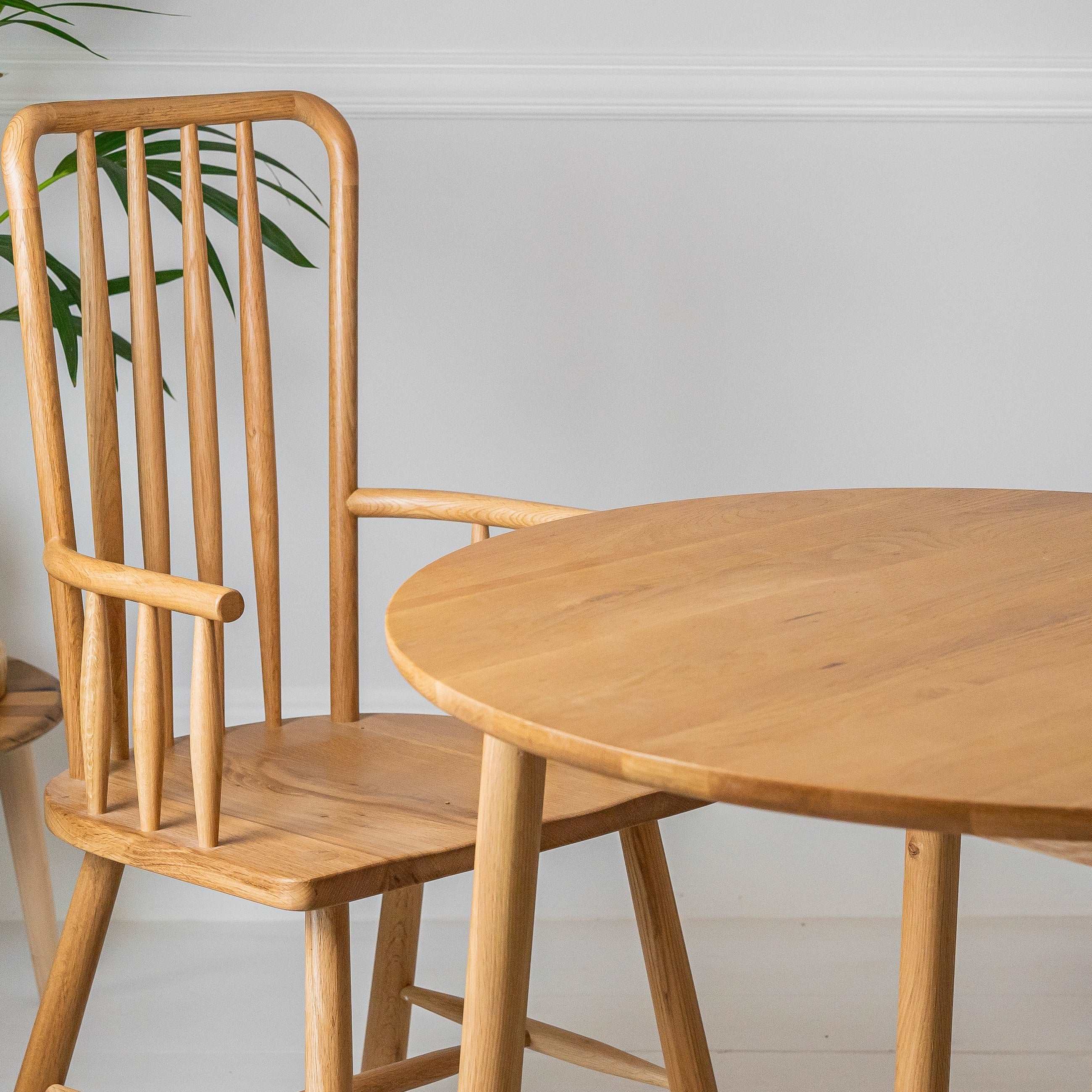 Sandywater Small Round Oak Dining Table