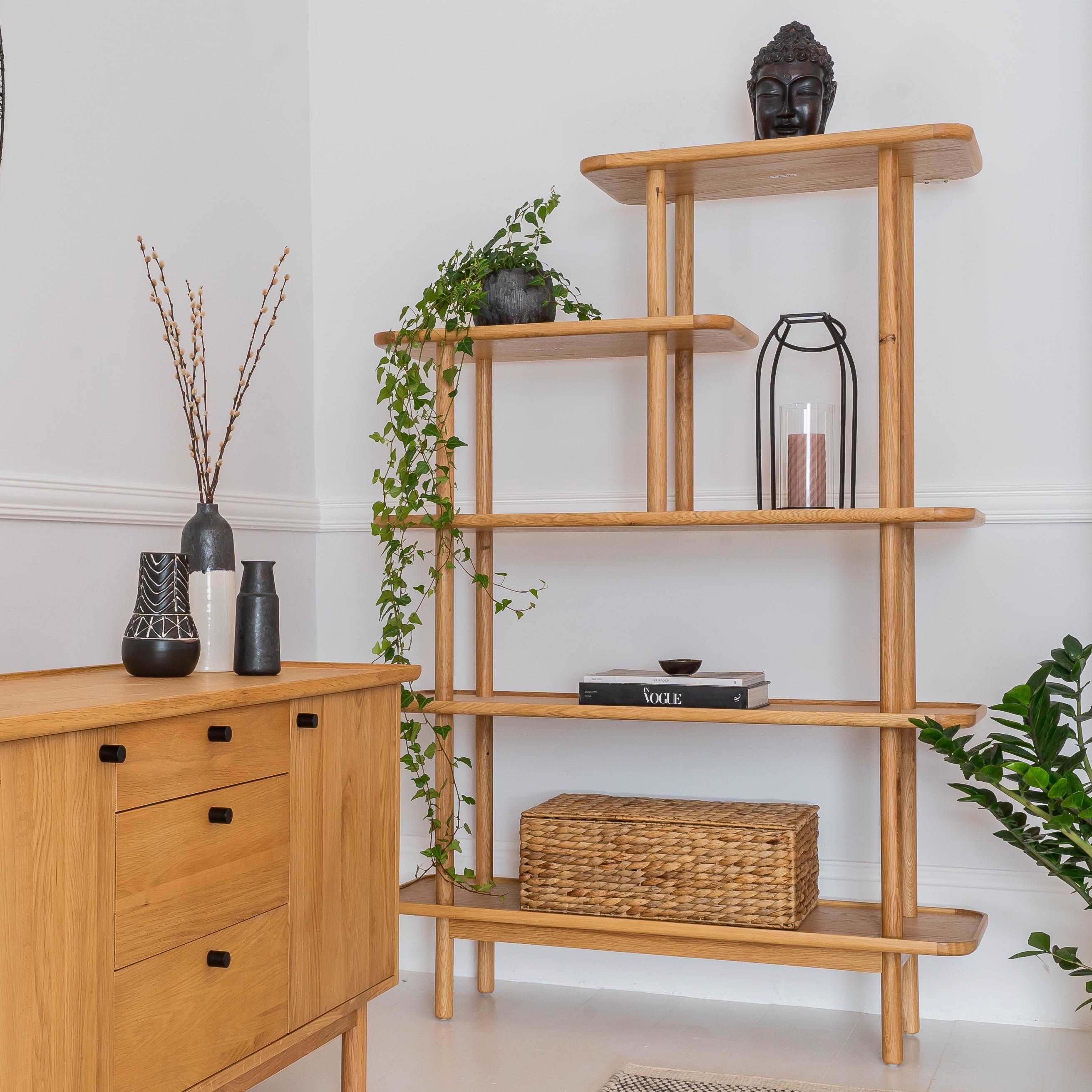 Sandywater Solid Oak 3 Drawer 2 Door Moden Sideboard Unit